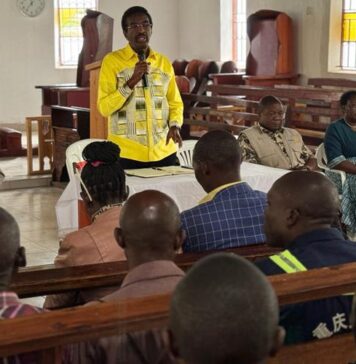 Minister Muhwezi rallies Rukungiri to overwhelmingly vote for NRM