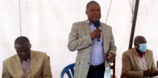 Don’t blame Museveni for your poverty, RDC tells Rukungiri residents