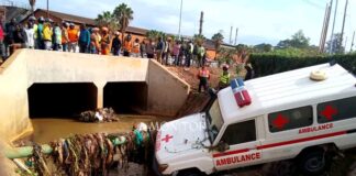 SHOCK! Floods sweep MOH ambulance into drainage channel