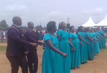 RAVETA Choir Celebrates 25 Years of Ministry