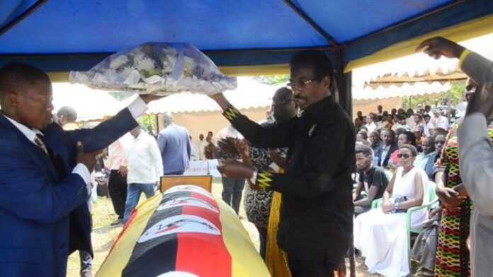 Minister Muhwezi at the burial
