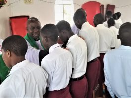 Students have been urged to stop being cowards and fight fear in their studies in order to achieve successful futures.