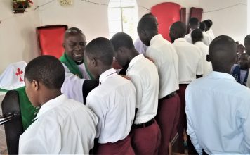 Students have been urged to stop being cowards and fight fear in their studies in order to achieve successful futures.